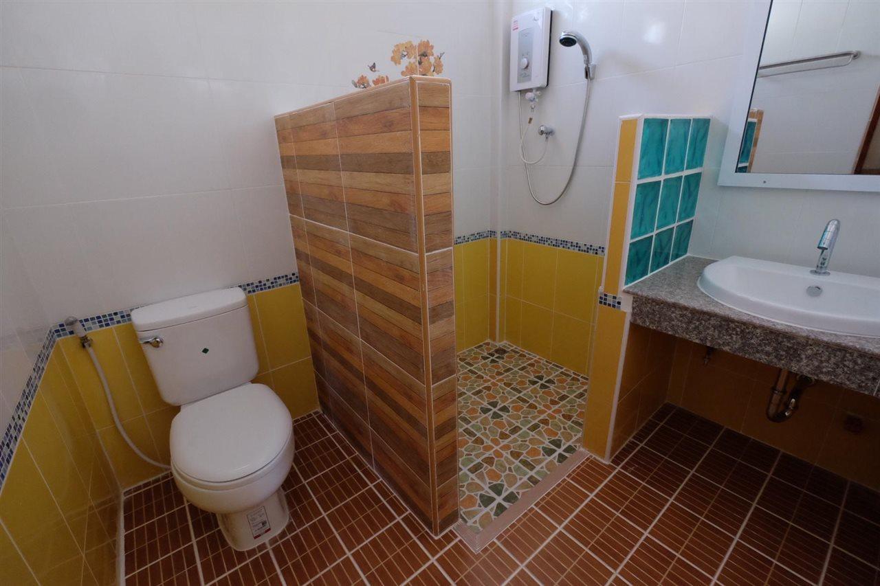 Prakaithong Hotel Amphoe Sawang Daen Din エクステリア 写真